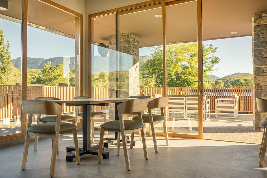 El Arrebol Comfort Camp Jaca Exterior foto